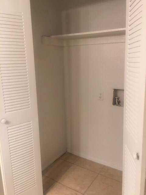 Foto del edificio - 5925 Callaston Ln