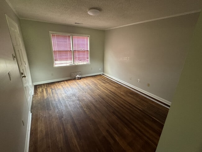 Foto del edificio - 3554 Venable Rd