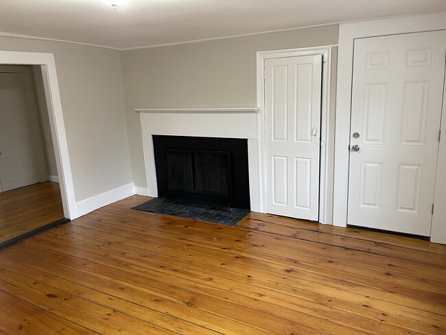 living room - 15 Swamscott St