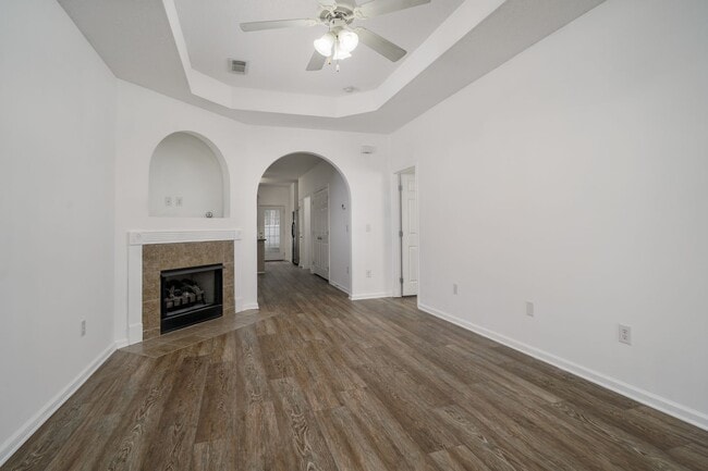 Foto del edificio - Charming and Newly Renovated 3 Bedroom 2 Bath Home Available Now!