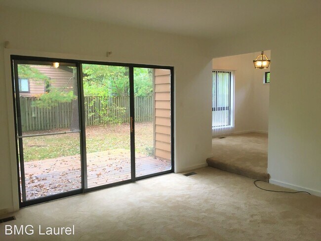 Building Photo - 4 br, 2 bath House - 10343 Tailcoat Way