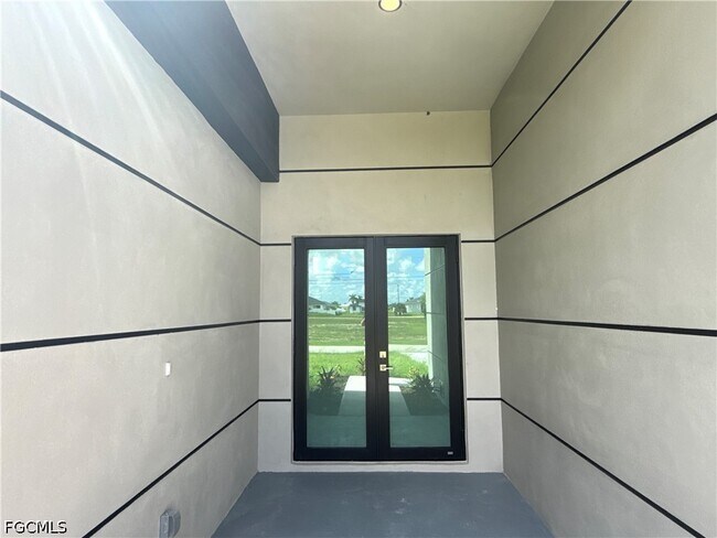 Foto del edificio - 4332 NW 32nd St