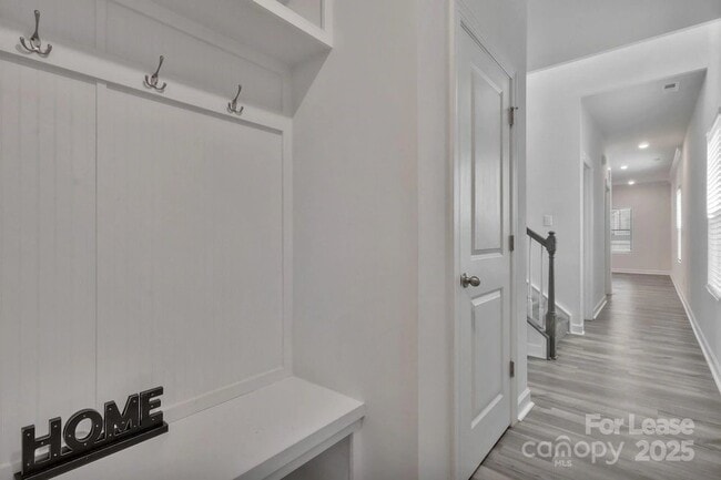 Building Photo - 4013 Armstrong Farm Dr