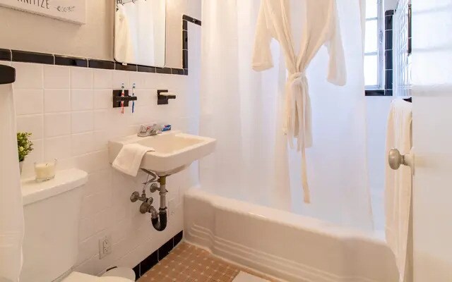 Foto del edificio - Lake Ivanhoe Shores Apartments