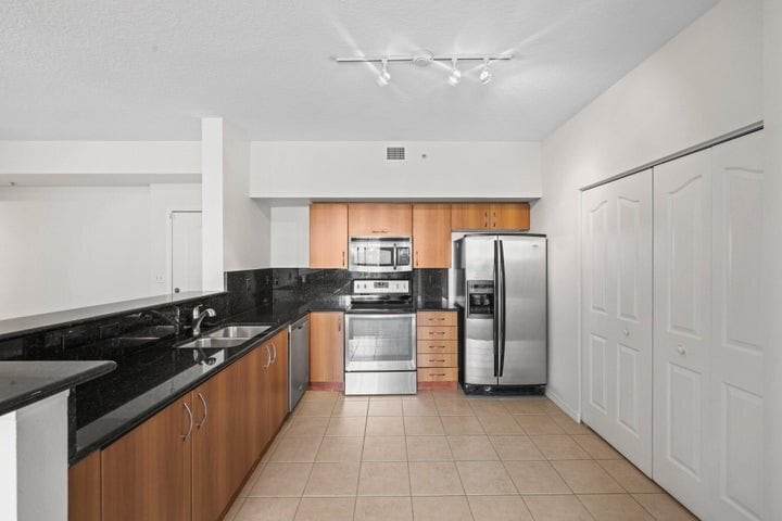 Photo - 255 NE 3rd Ave (Delray Beach, FL)