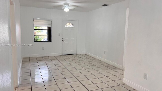 Foto del edificio - 7380 SW 36th St