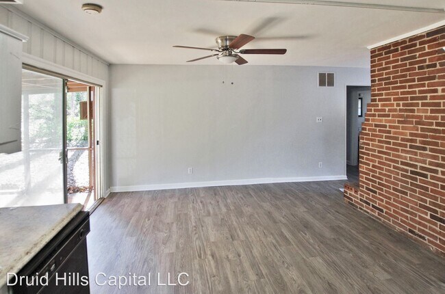 Foto del edificio - 3 br, 2 bath House - 1970 Columbia Dr