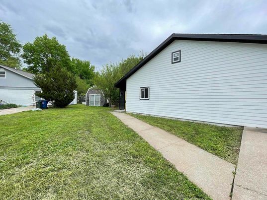 Building Photo - 2512 Morningside Ct