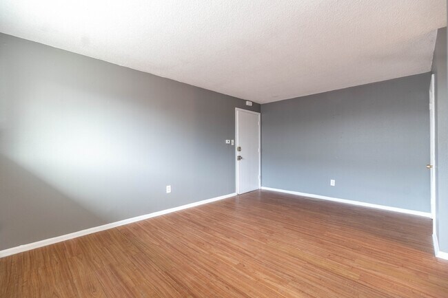 Foto del edificio - 1578 Macon St