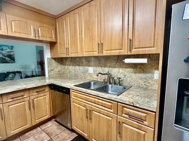 Building Photo - 9410 Live Oak Pl