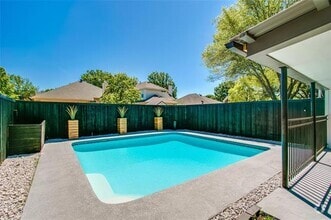 Building Photo - 6704 Gamay Cir