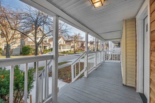 Building Photo - Rarely available fantastic home available ...