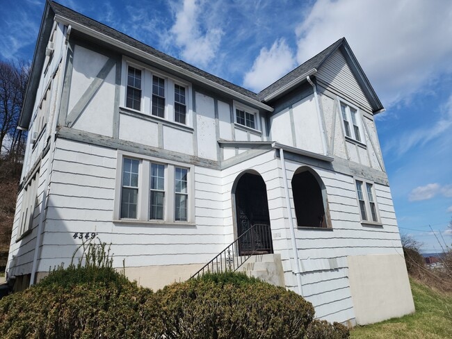 Building Photo - 4349 Andover Ter