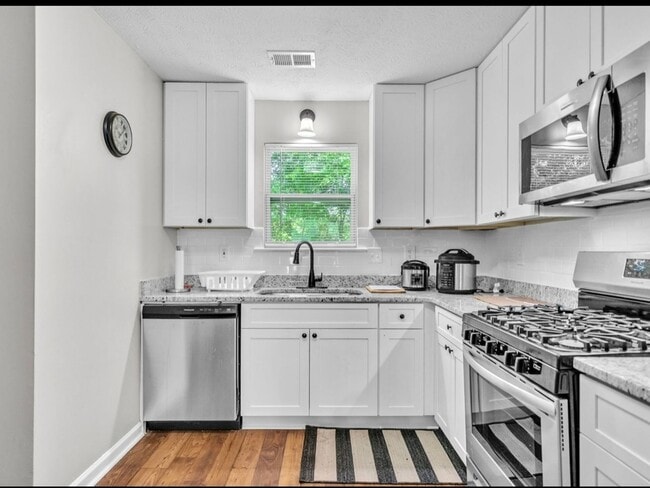 Foto del edificio - 3 Bedroom Single Family Home in McDonough
