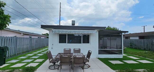 Foto del edificio - 1308 NW 2nd St