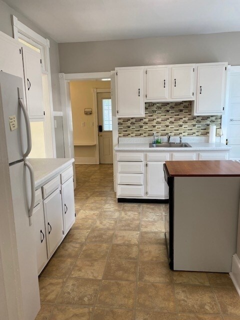 Building Photo - Charming 3 bedroom near Prices Corner