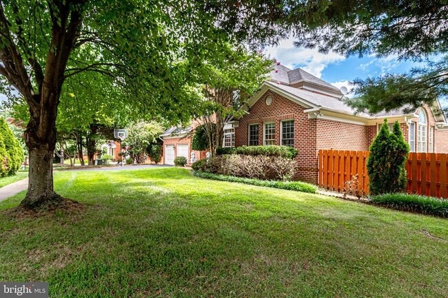 Building Photo - 1719 Strine Dr