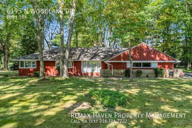 Building Photo - 6195 N Woodlane Dr