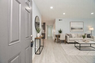 Building Photo - 12633 Memorial Dr