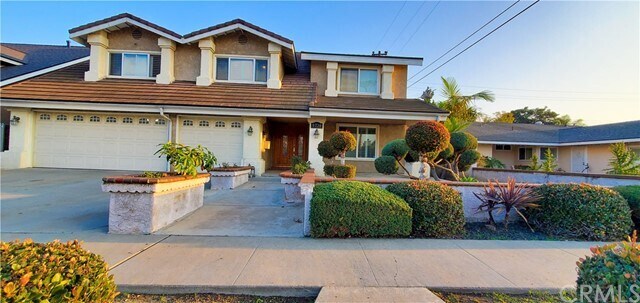 Building Photo - 9730 Calendula Ave