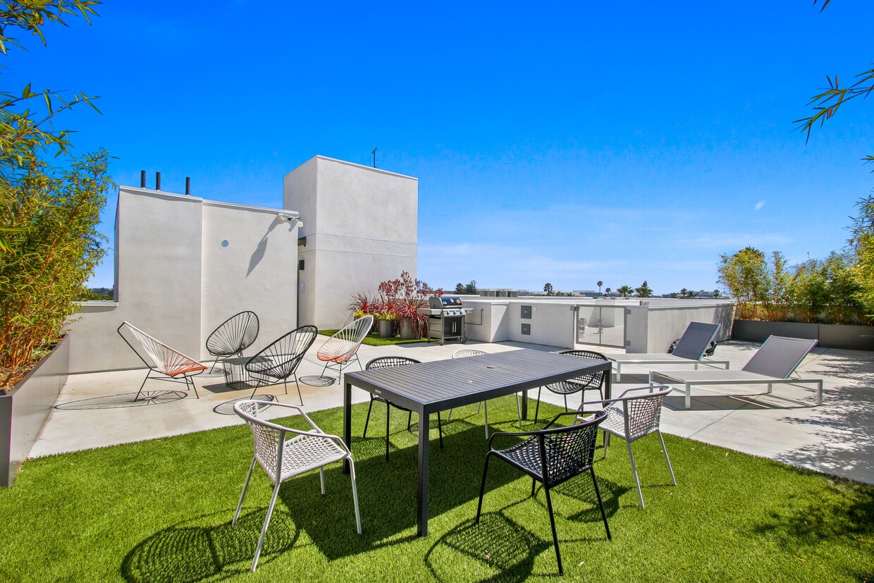 The Stanford West Apartments in Santa Monica, CA Westside Rentals
