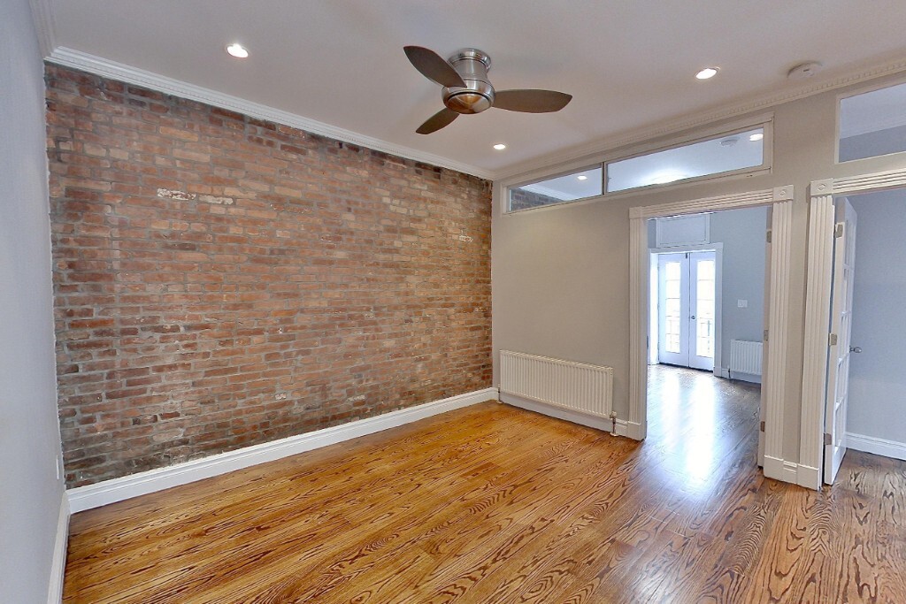 Foto principal - 47 1/2 1st Street (2nd & 1st Ave), #4F