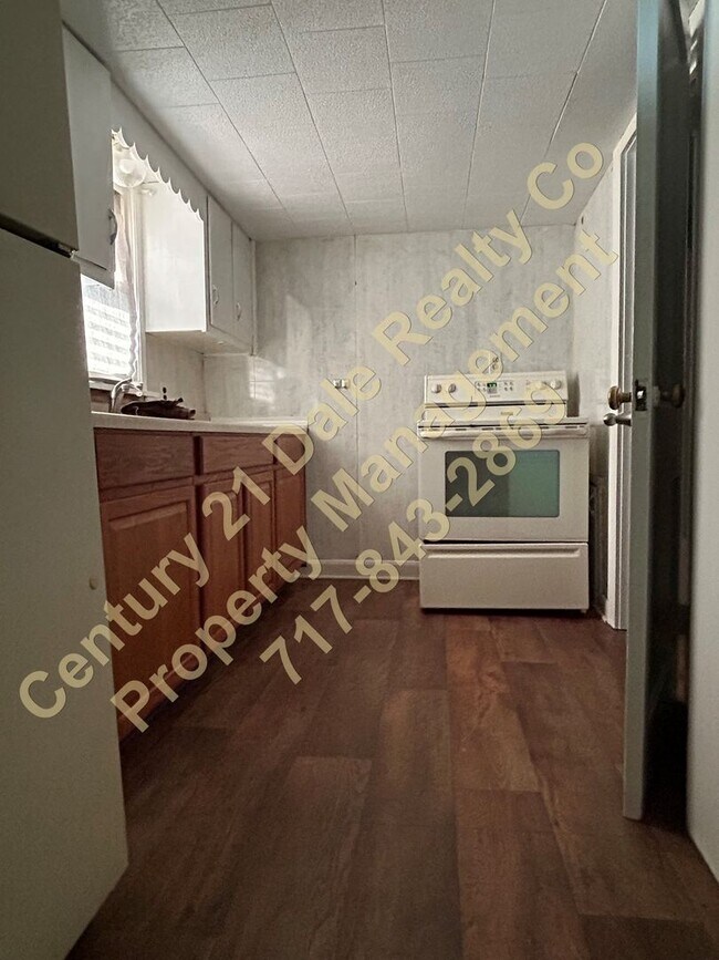 Foto del edificio - Large 2 Bedroom Apartment in Eastern Schoo...
