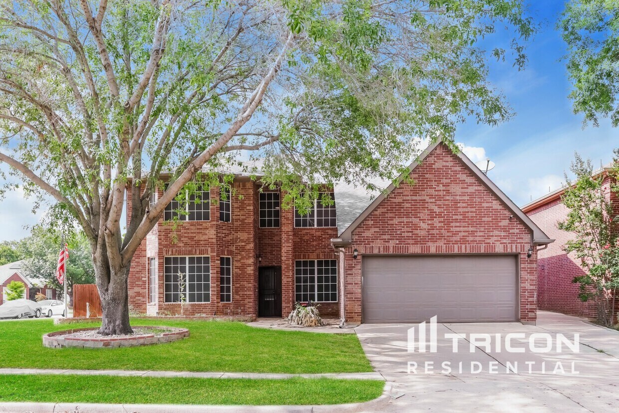 Primary Photo - 2309 Green Creek Dr