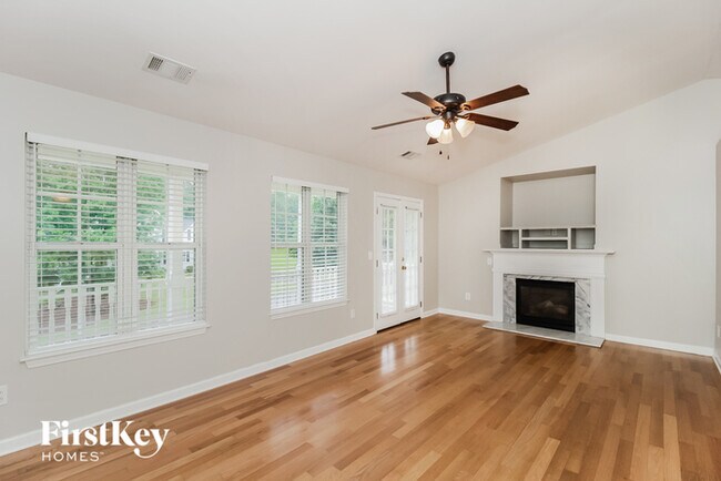 Building Photo - 8025 Ivyshaw Dr