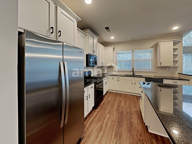 Foto del edificio - 776 Somersby Dr