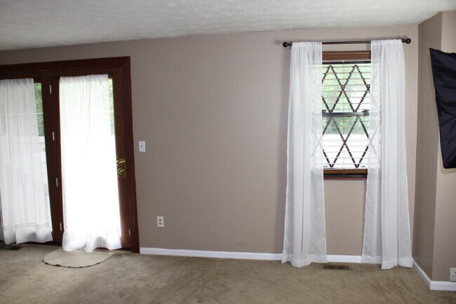 Foto del edificio - 371 Bexley Ct