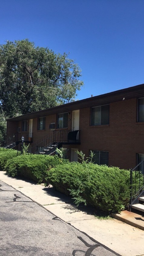 Building Photo - Awesome 2 Bedroom Apartment in West Jordan