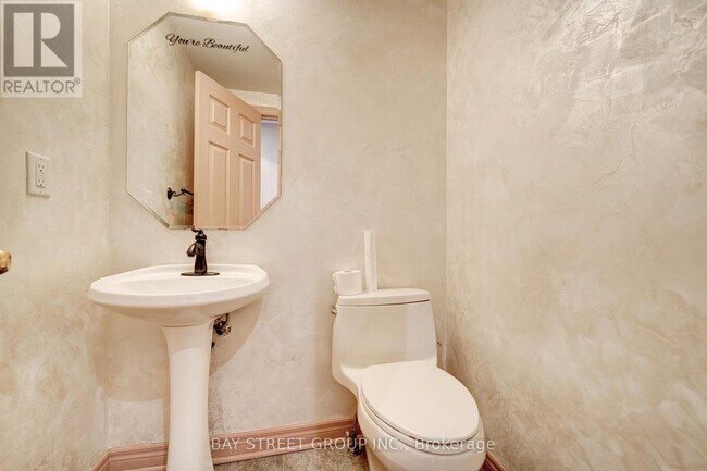 Building Photo - 42 Maple Sugar Ln