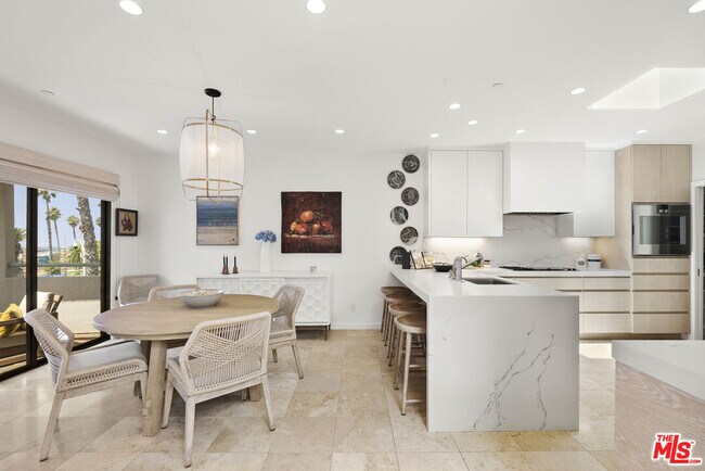 Foto del edificio - 10 Ocean Park Blvd