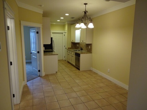 Foto del edificio - Townhome For Rent in Tuscaloosa!! Availabl...