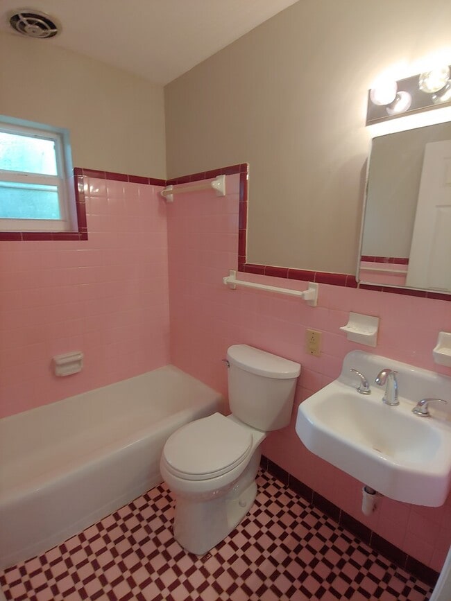 Foto del edificio - Cute 1/1 Mission Road