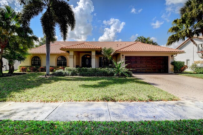 Building Photo - 4761 NW 28th Ave