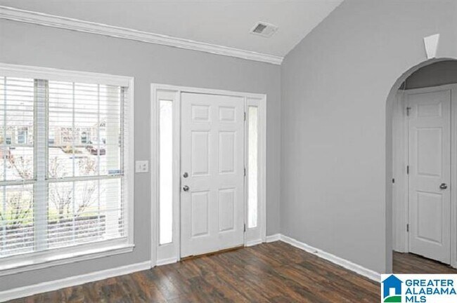 Building Photo - 106 Hidden Creek Cove