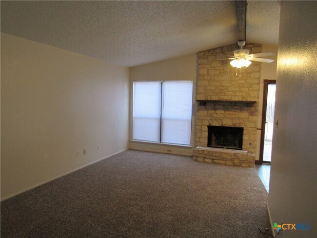 Building Photo - 1207 Westway Cir
