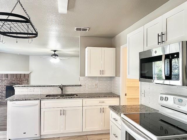 Building Photo - 2809 Briargrove Ln