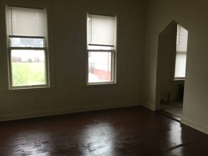 Building Photo - 1120 W Hadley St