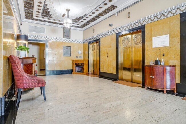 Foto del edificio - 221 W Lancaster Ave