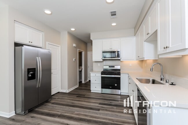 Building Photo - 24664 Tesoro Ct