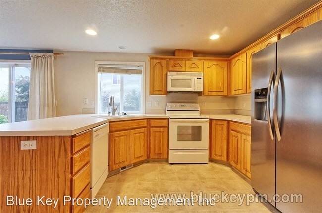 Building Photo - 11716 NE 42nd Ct