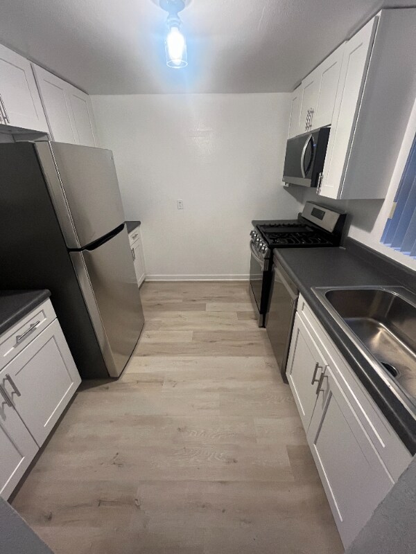 Foto del edificio - 555 Oak St