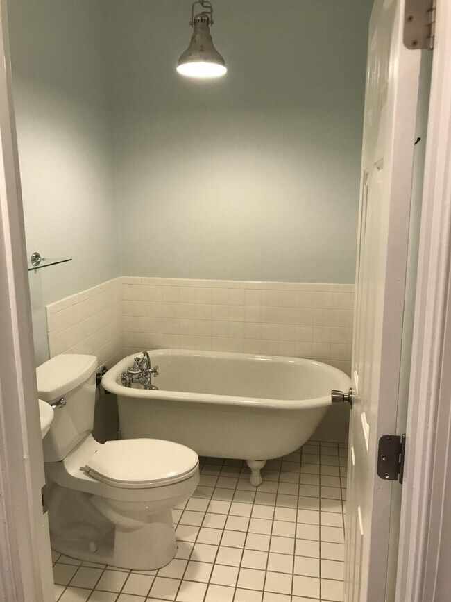 Foto del edificio - 228 4th Ave N