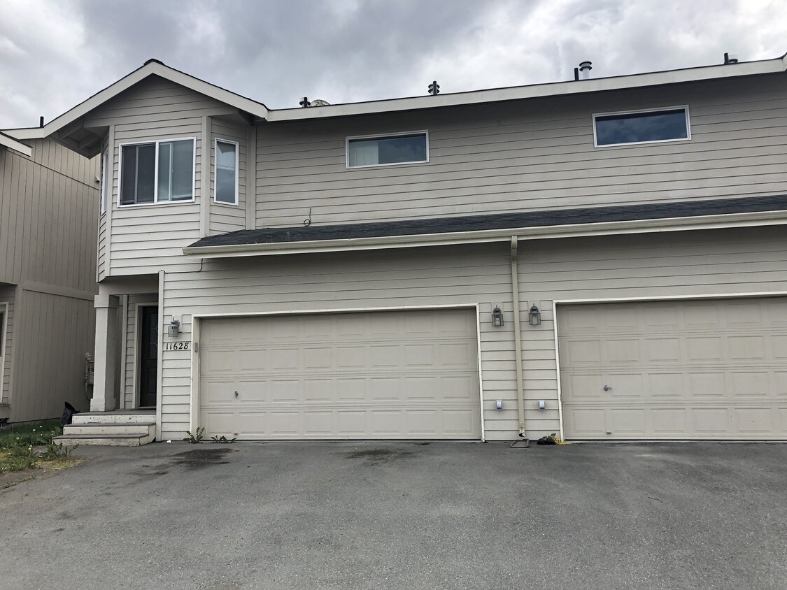 Primary Photo - 11628 Hummer Bay Loop #37