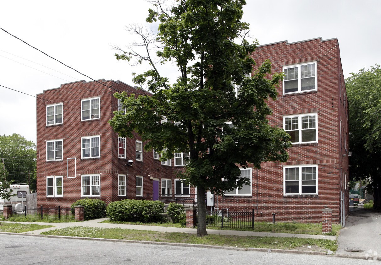Building Photo - 126 Linwood Ave