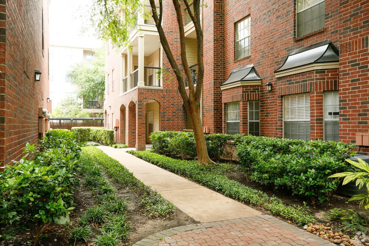 The Inverness Apartments Houston Tx Apartments Com The Inverness Apartments Houston Tx Apartments Com