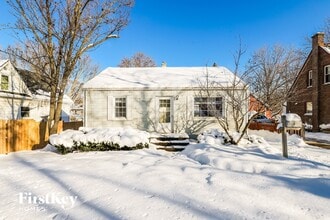 Building Photo - 1114 Jewett St